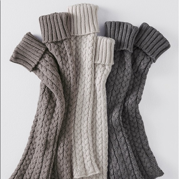 Woman’s Studio Crochet Boot Knitted Leg Warmers - Picture 1 of 5